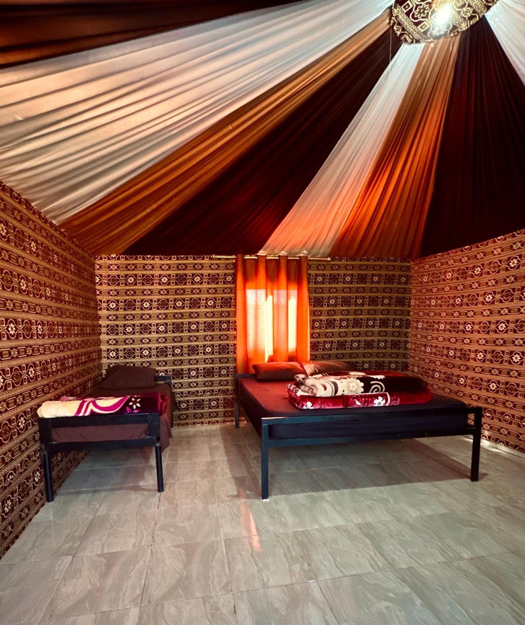 Salameh'S Bedouin Camp Hotel Wadi Rum Buitenkant foto